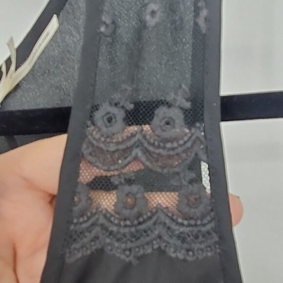 Kimchi Blue Sheer Black Tank Top With Lace Detail And Back Zipper Closure - Picture 8 of 9